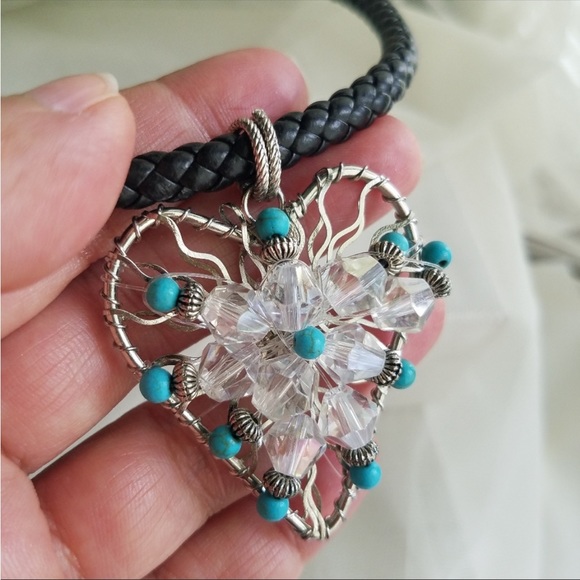 Swarovski Elements & Turquoise Beads Heart Pendant Choker on Faux Leather Cord - Picture 8 of 16